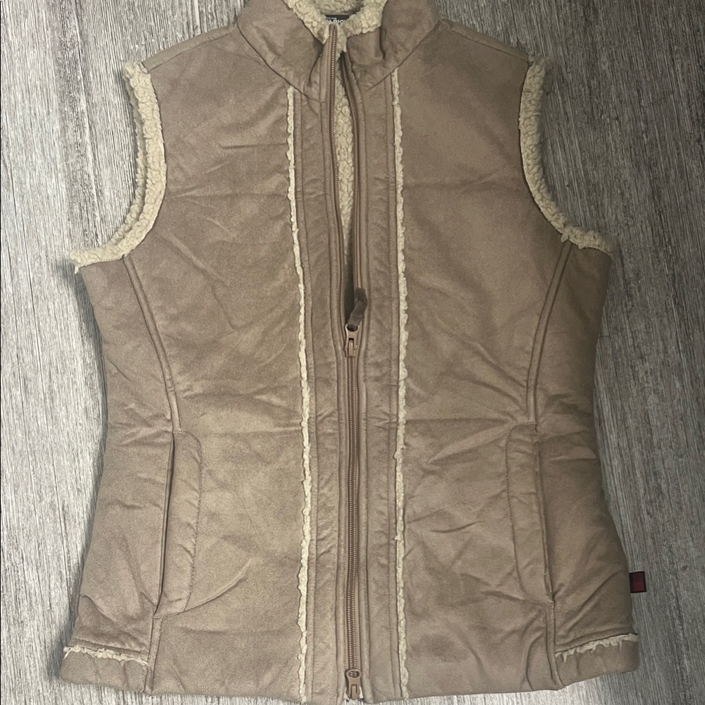 Woolrich Women's Beige Fleece-Lined Vest
